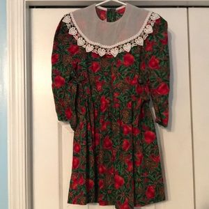 Adorable holiday dress for girls